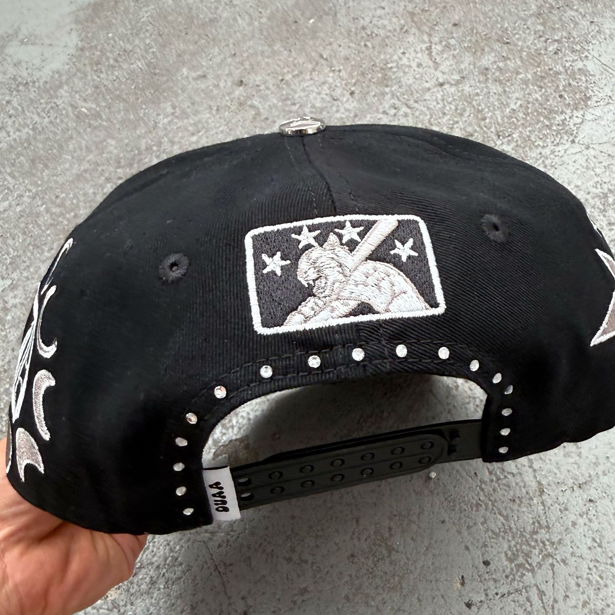 Duaa onyx snapback hat - HATS - Cityswagusa.com