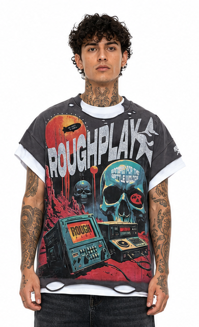 Rough play cutoff sleeves radio t-shirt by ROUGH PLAY