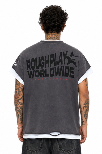 Rough play cutoff sleeves radio t-shirt by ROUGH PLAY
