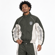 Sacre reign multi panel nylon set by TODAYS TRENDS