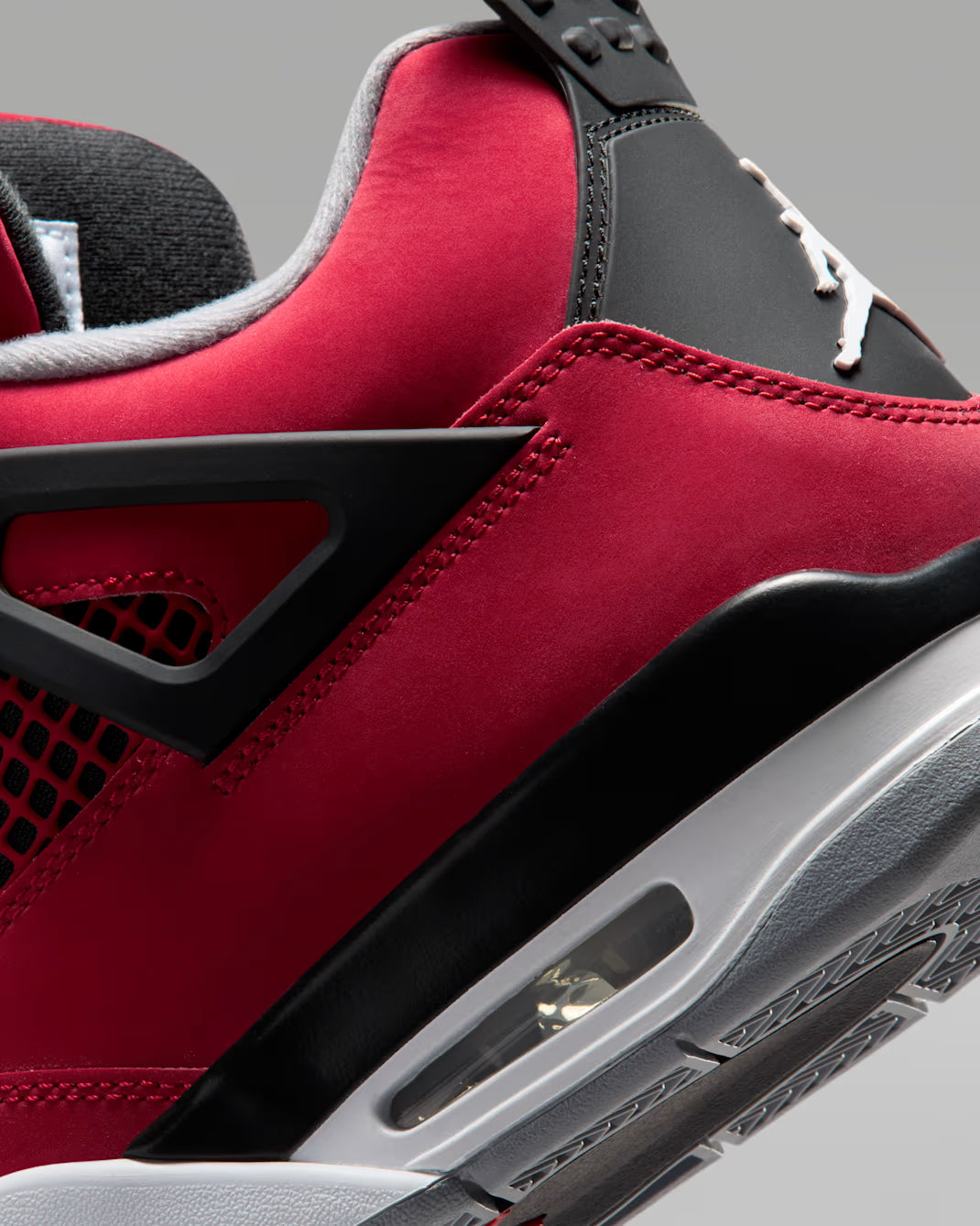 Air Jordan 4 toro retro by NIKE