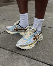 Bravest studios kross kountry runner by TODAYS TREND